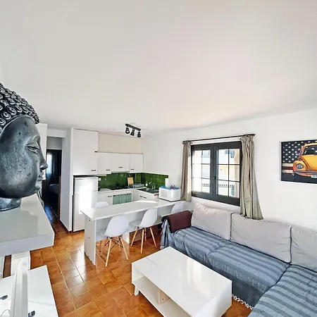 Apartment En La Escala Con Piscina Y Parking *