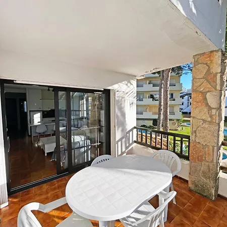 En La Escala Con Piscina Y Parking *